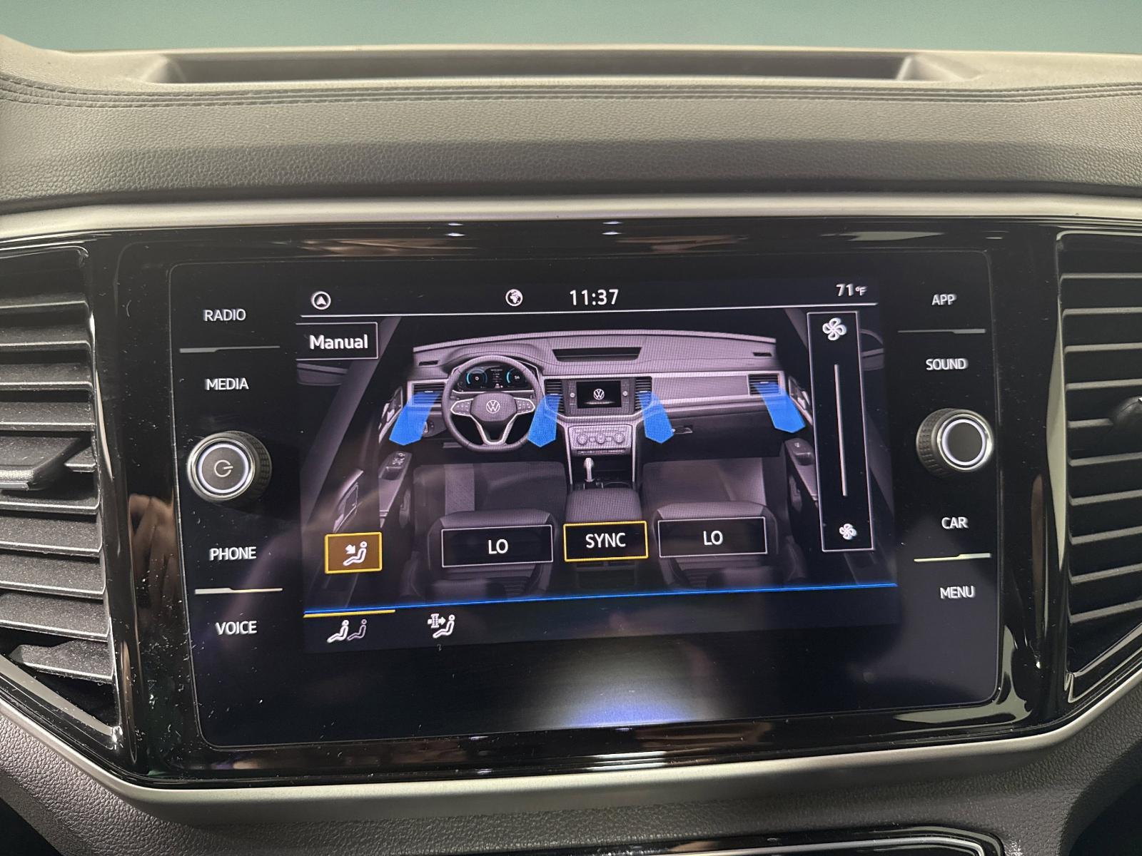 2022 Volkswagen Atlas Cross Sport Vehicle Photo in Georgetown, TX 78626