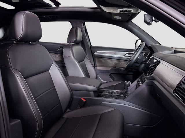 2023 Volkswagen Atlas Cross Sport Vehicle Photo in Puyallup, WA 98371