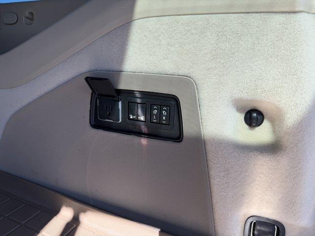 2021 Cadillac Escalade ESV Vehicle Photo in LEOMINSTER, MA 01453-2952