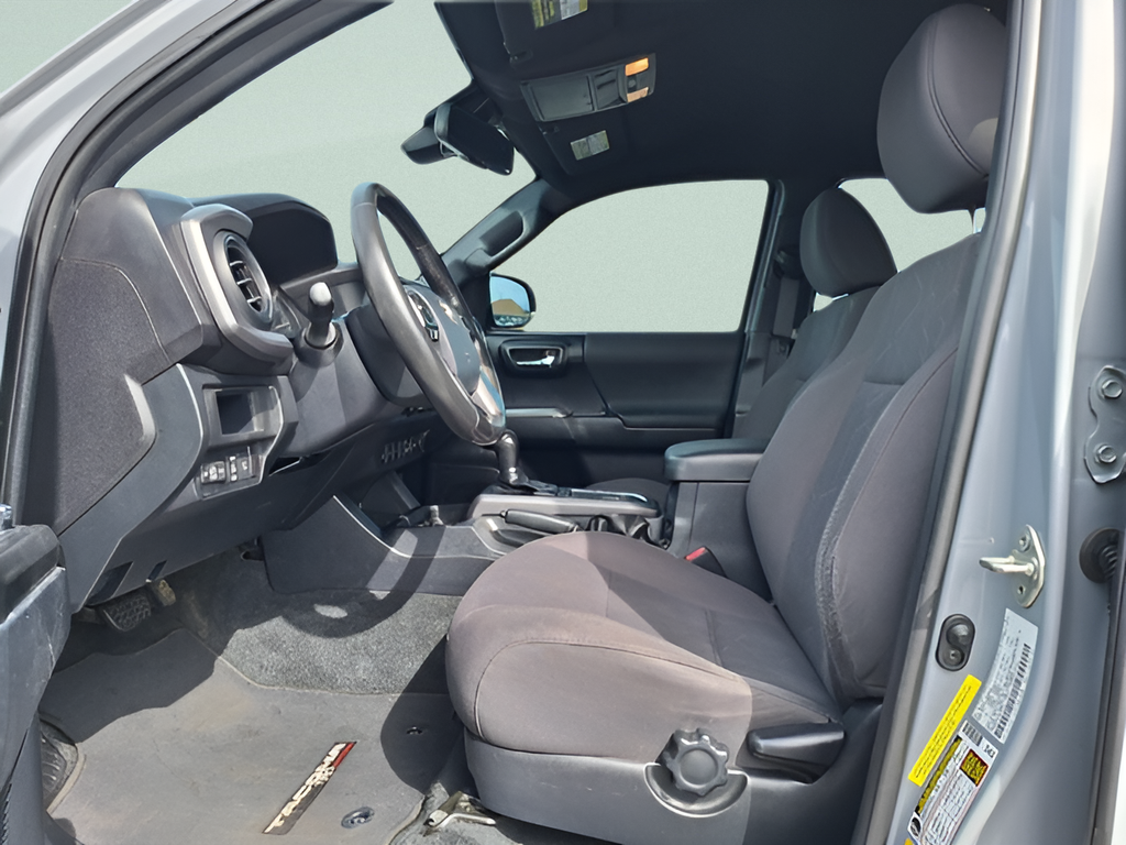 2018 Toyota Tacoma SR5 - 10
