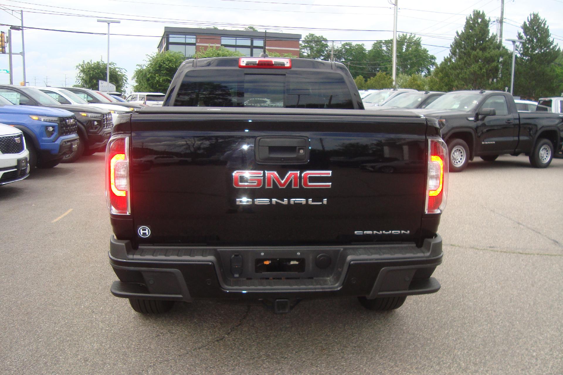 2022 GMC Canyon Vehicle Photo in PORTSMOUTH, NH 03801-4196