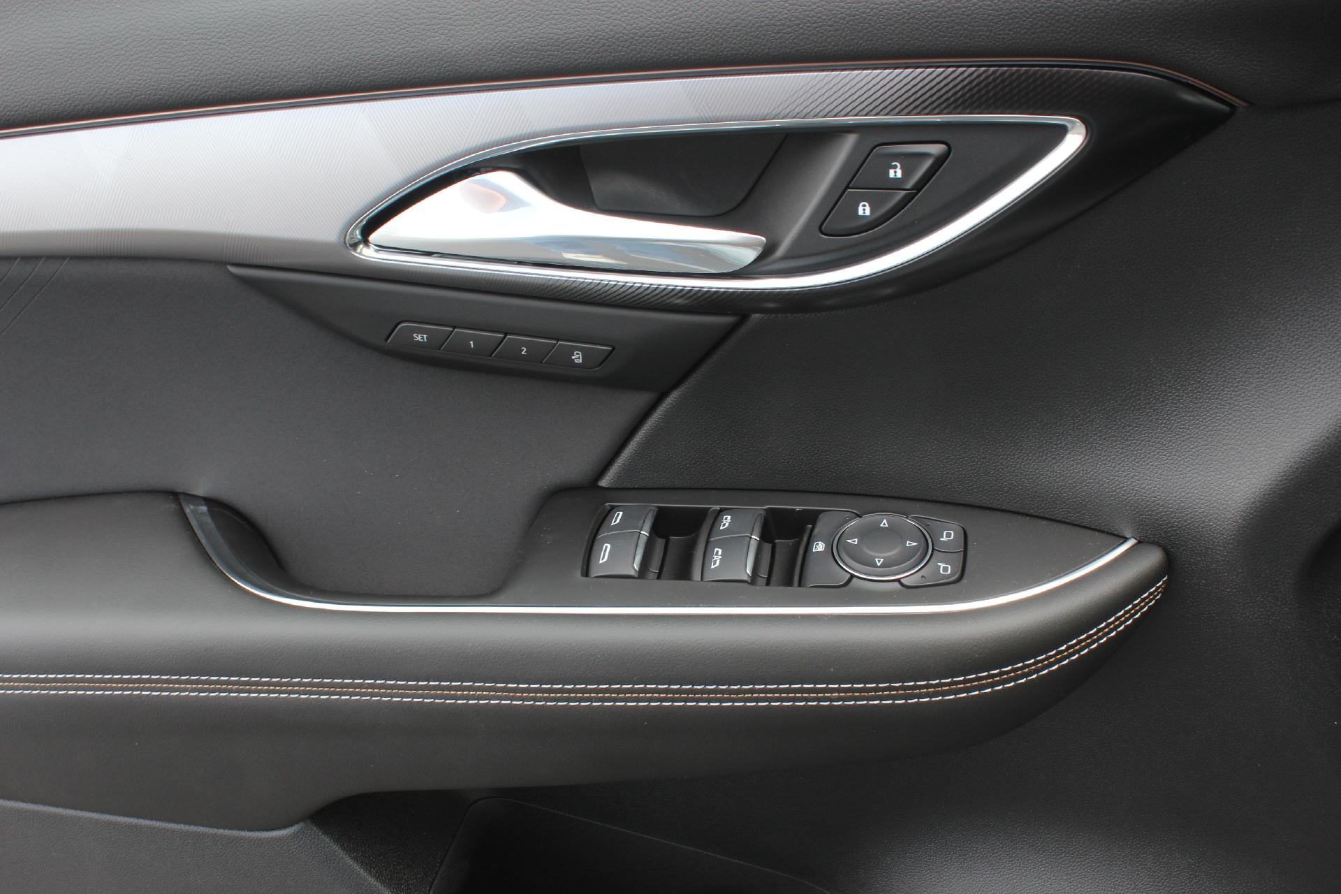 2025 Buick Envision Vehicle Photo in AURORA, CO 80012-4011