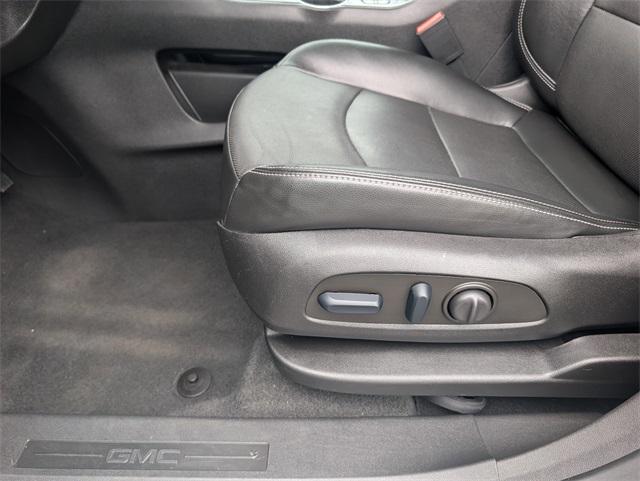 2023 GMC Terrain Vehicle Photo in AURORA, CO 80012-4011