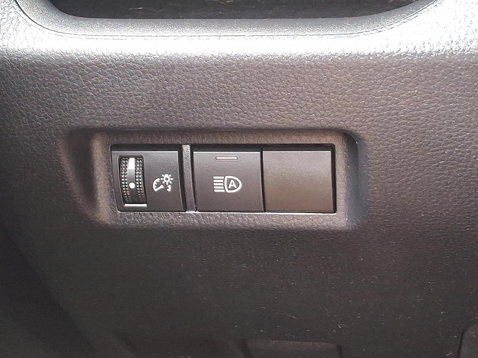 2022 Toyota RAV4 Vehicle Photo in Trevose, PA 19053