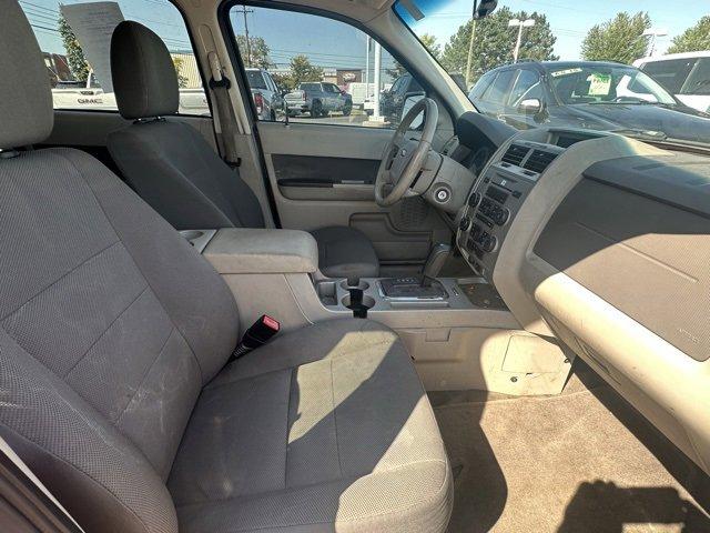 2009 Ford Escape Vehicle Photo in ROCHESTER HILLS, MI 48307-2741