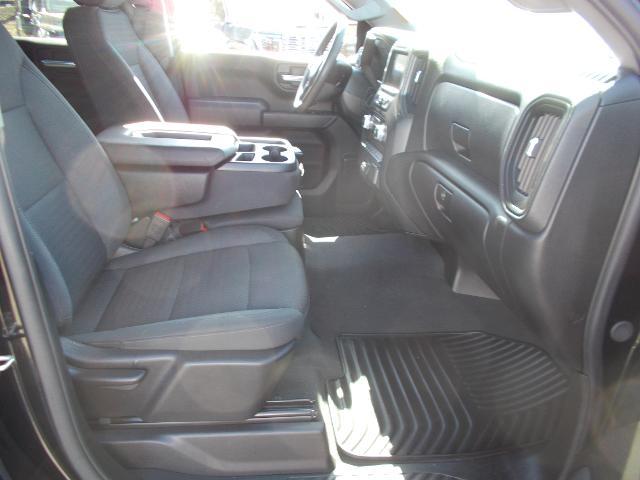 2024 GMC Sierra 1500 Vehicle Photo in LOWELL, MA 01852-4336