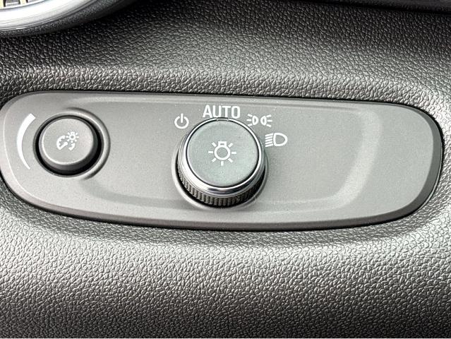 2025 Chevrolet Trax Vehicle Photo in POOLER, GA 31322-3252