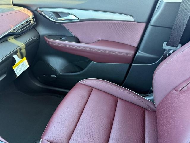 2025 Buick Envision Vehicle Photo in COLUMBIA, MO 65203-3903
