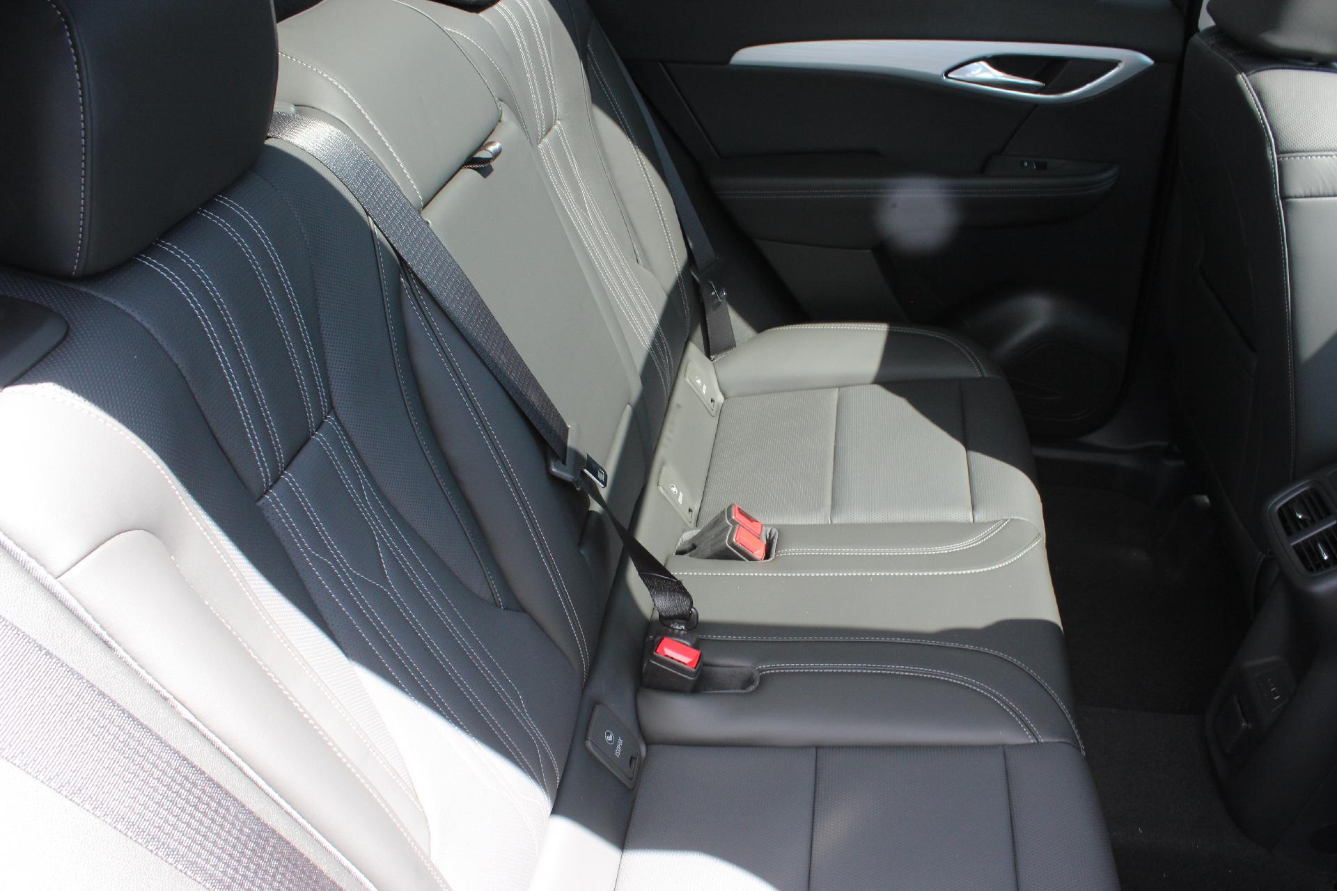 2025 Buick Envision Vehicle Photo in AURORA, CO 80012-4011