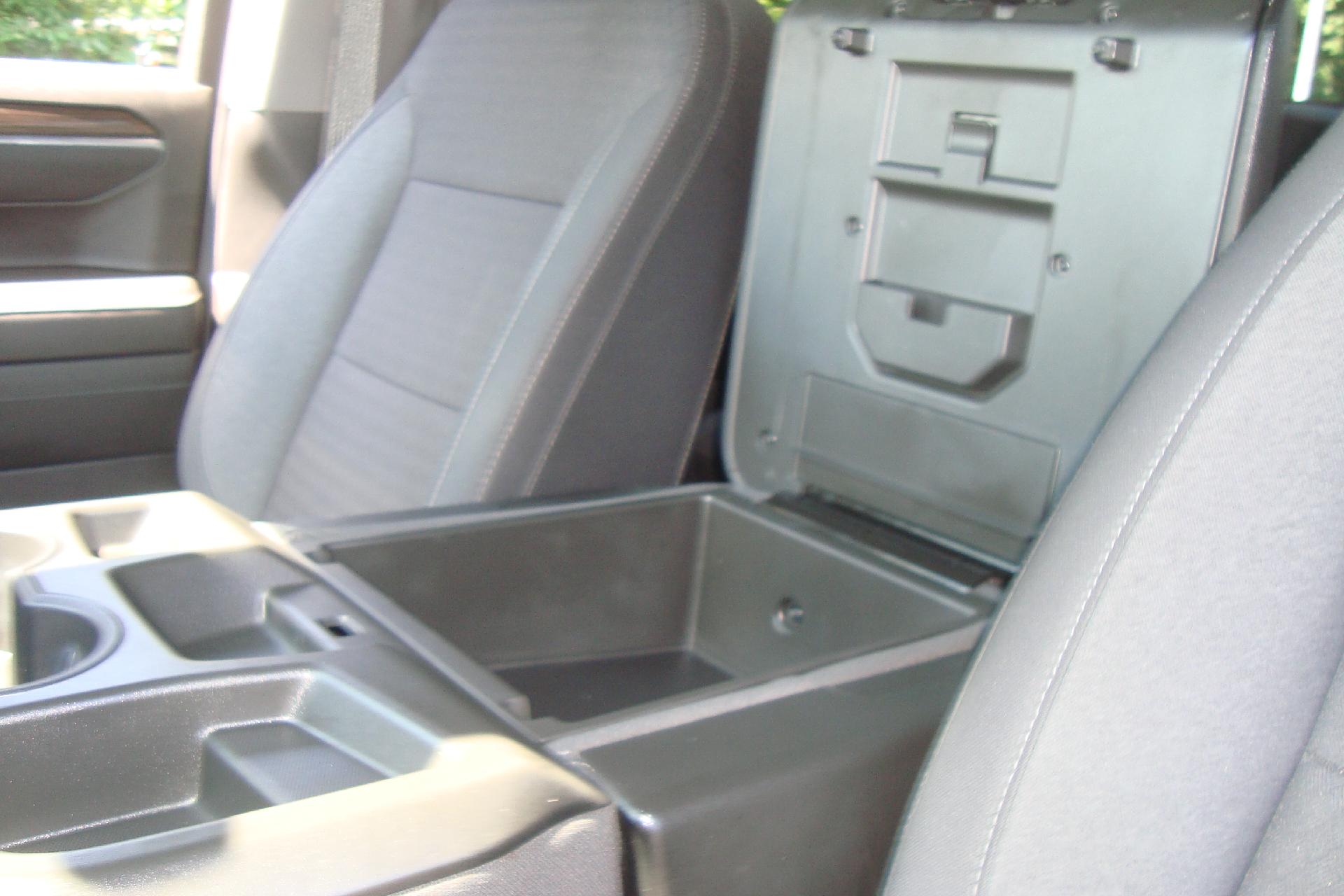 2022 Chevrolet Silverado 1500 Vehicle Photo in PORTSMOUTH, NH 03801-4196