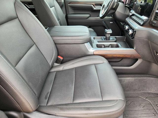2023 GMC Sierra 1500 Vehicle Photo in DENTON, TX 76210-9321
