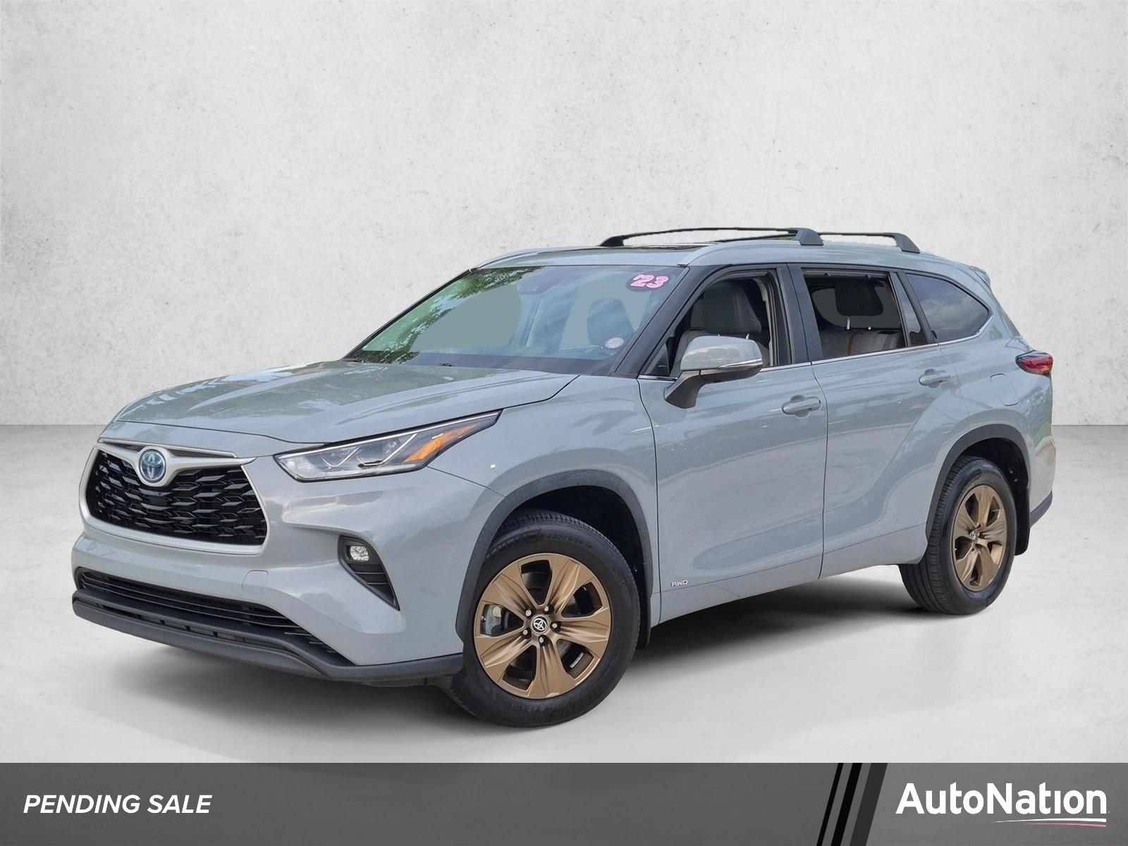 2023 Toyota Highlander Vehicle Photo in Davie, FL 33331