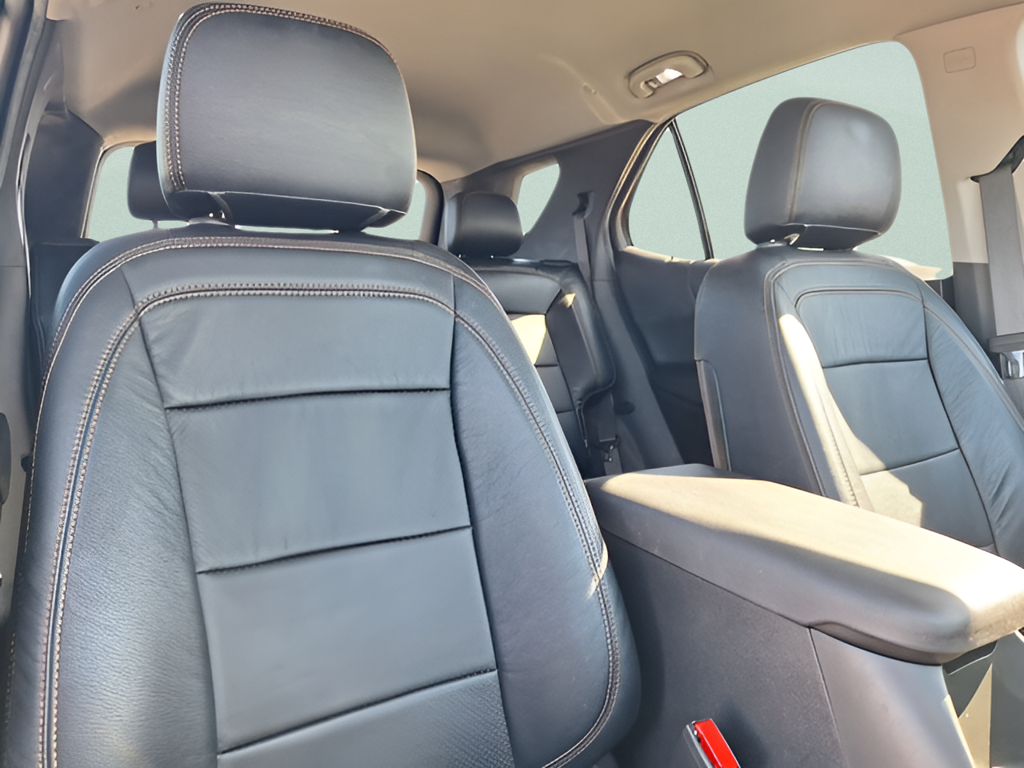 2019 Chevrolet Equinox photo 25 of 30
