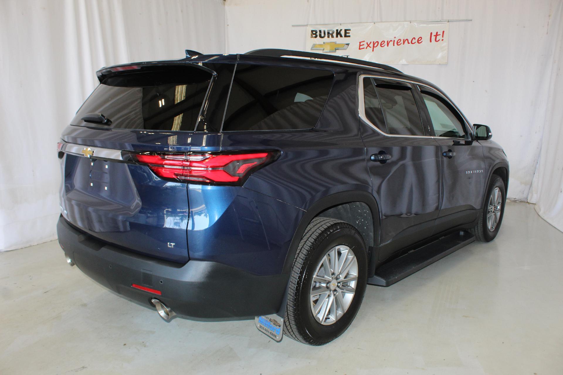 2023 Chevrolet Traverse Vehicle Photo in NORTHAMPTON, MA 01060-1120