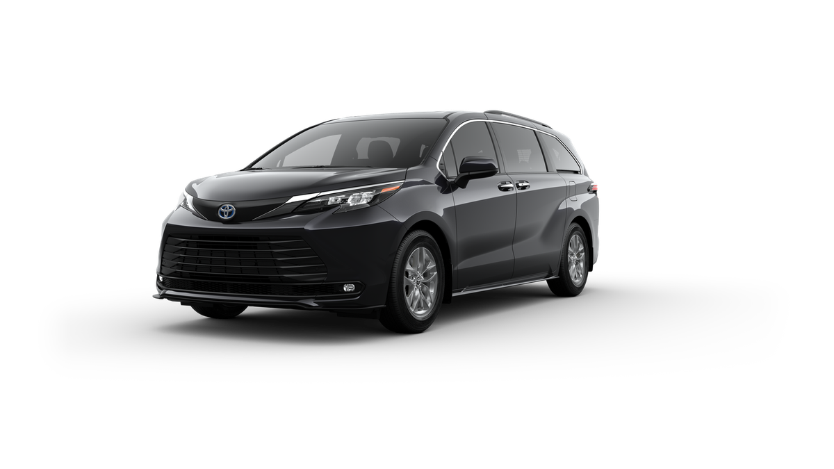 2025 Toyota Sienna Vehicle Photo in Neenah, WI 54956
