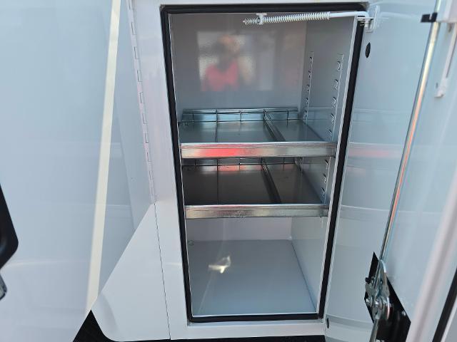 2024 Chevrolet Silverado Chassis Cab Vehicle Photo in INDEPENDENCE, MO 64055-1314