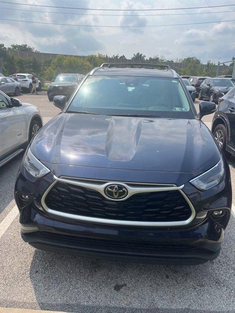 2021 Toyota Highlander Vehicle Photo in Trevose, PA 19053