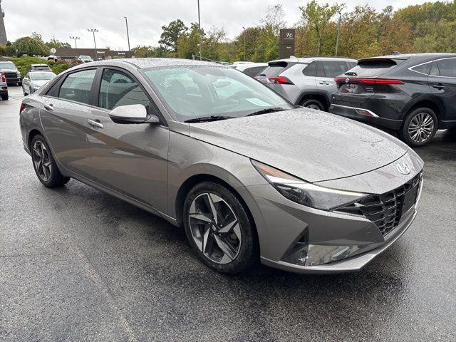 2023 Hyundai ELANTRA Vehicle Photo in Pleasant Hills, PA 15236