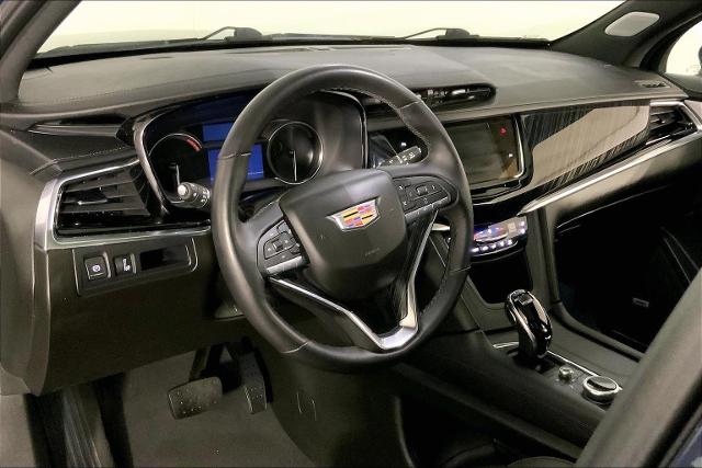 2025 Cadillac XT6 Vehicle Photo in INDEPENDENCE, MO 64055-1314
