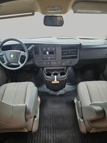 2024 Chevrolet Express Cutaway 3500 Vehicle Photo in NEENAH, WI 54956-2243