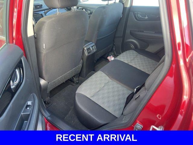 2021 Nissan Rogue Sport Vehicle Photo in Merrillville, IN 46410