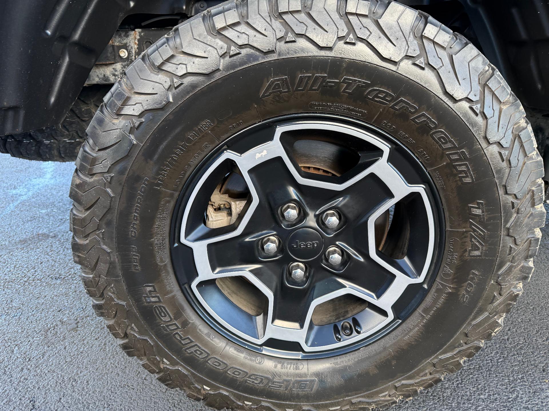 2021 Jeep Gladiator photo 11 of 25