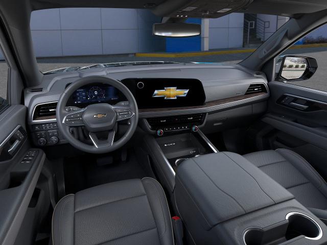 2025 Chevrolet Suburban Vehicle Photo in KANSAS CITY, MO 64114-4502