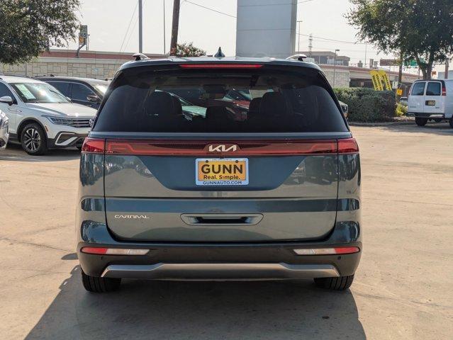 2024 Kia Carnival Vehicle Photo in San Antonio, TX 78209