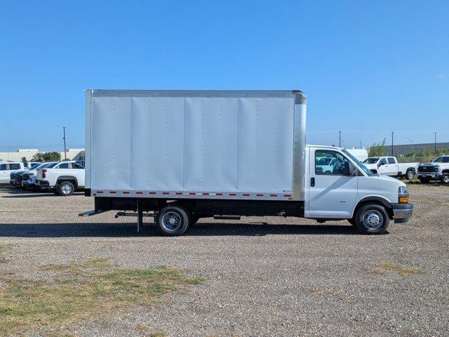 2025 Chevrolet Express Commercial Cutaway Vehicle Photo in SELMA, TX 78154-1460