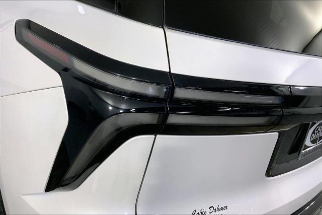 2024 Chevrolet Traverse Vehicle Photo in INDEPENDENCE, MO 64055-1314