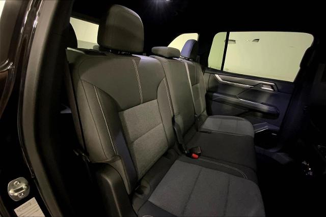 2025 GMC Acadia Vehicle Photo in KANSAS CITY, MO 64114-4545