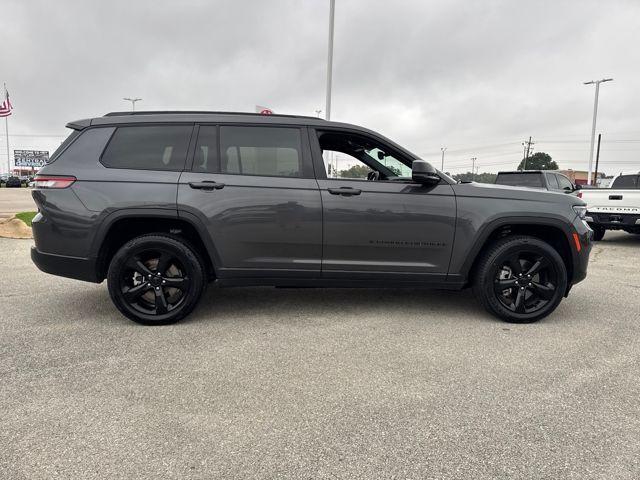 2022 Jeep Grand Cherokee L Vehicle Photo in Jonesboro, AR 72404