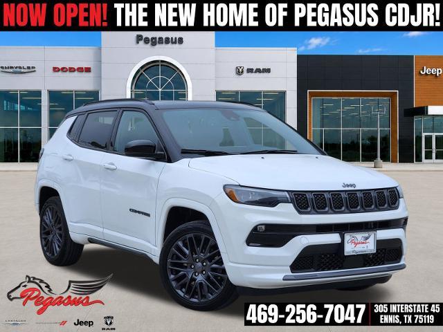 2024 Jeep Compass Vehicle Photo in Ennis, TX 75119-5114