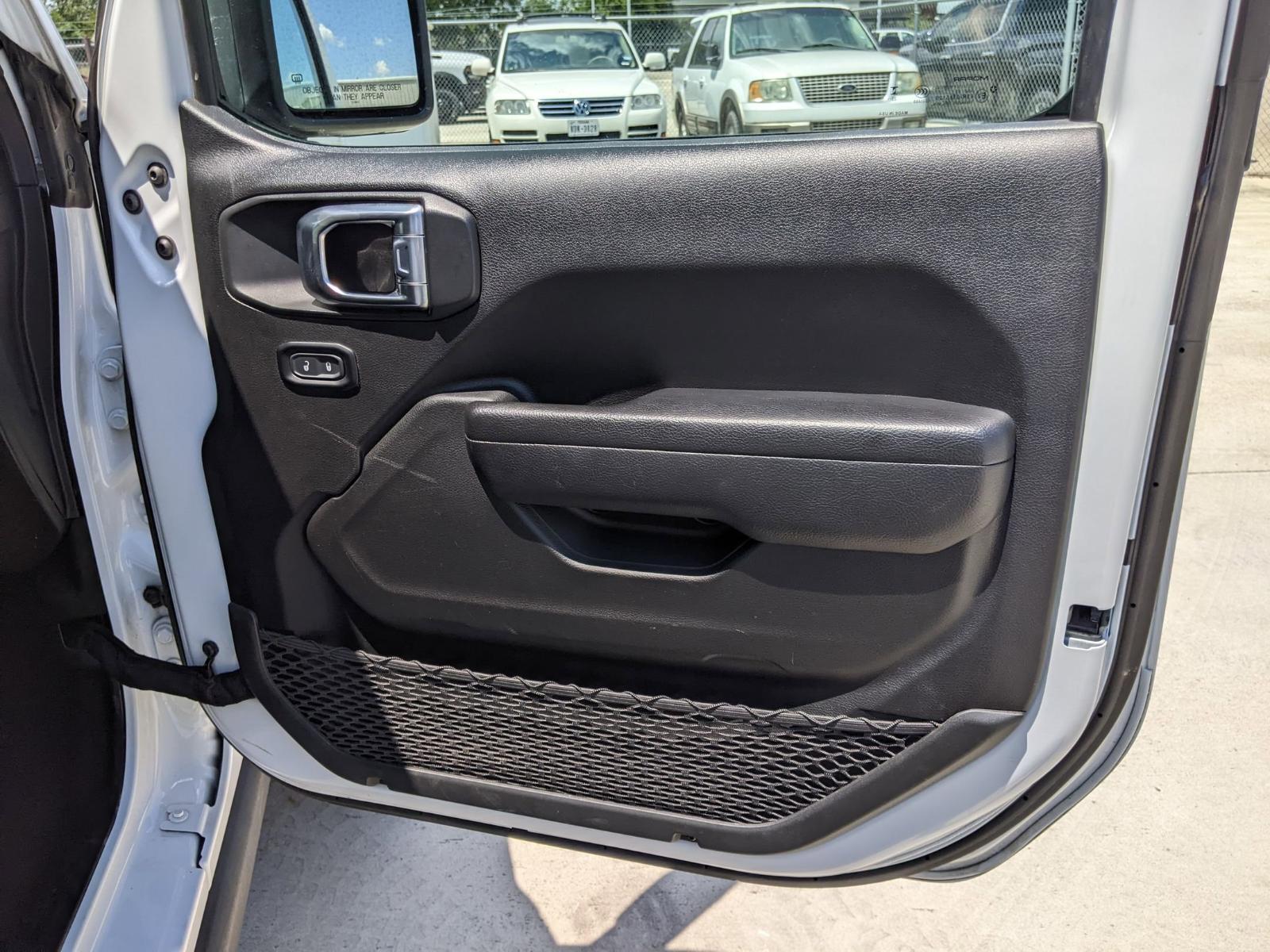 2024 Jeep Wrangler 4xe Vehicle Photo in Seguin, TX 78155