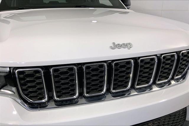 2024 Jeep Grand Cherokee Vehicle Photo in INDEPENDENCE, MO 64055-1314