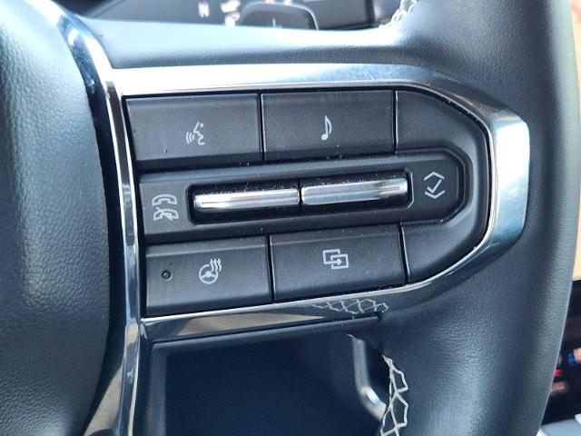 2024 GMC Acadia Vehicle Photo in DENTON, TX 76210-9321