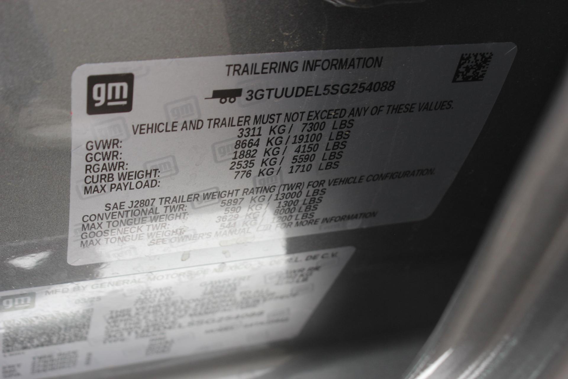 2025 GMC Sierra 1500 Vehicle Photo in AURORA, CO 80012-4011