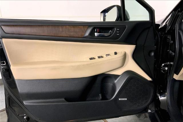 2016 Subaru Outback Vehicle Photo in Lees Summit, MO 64086