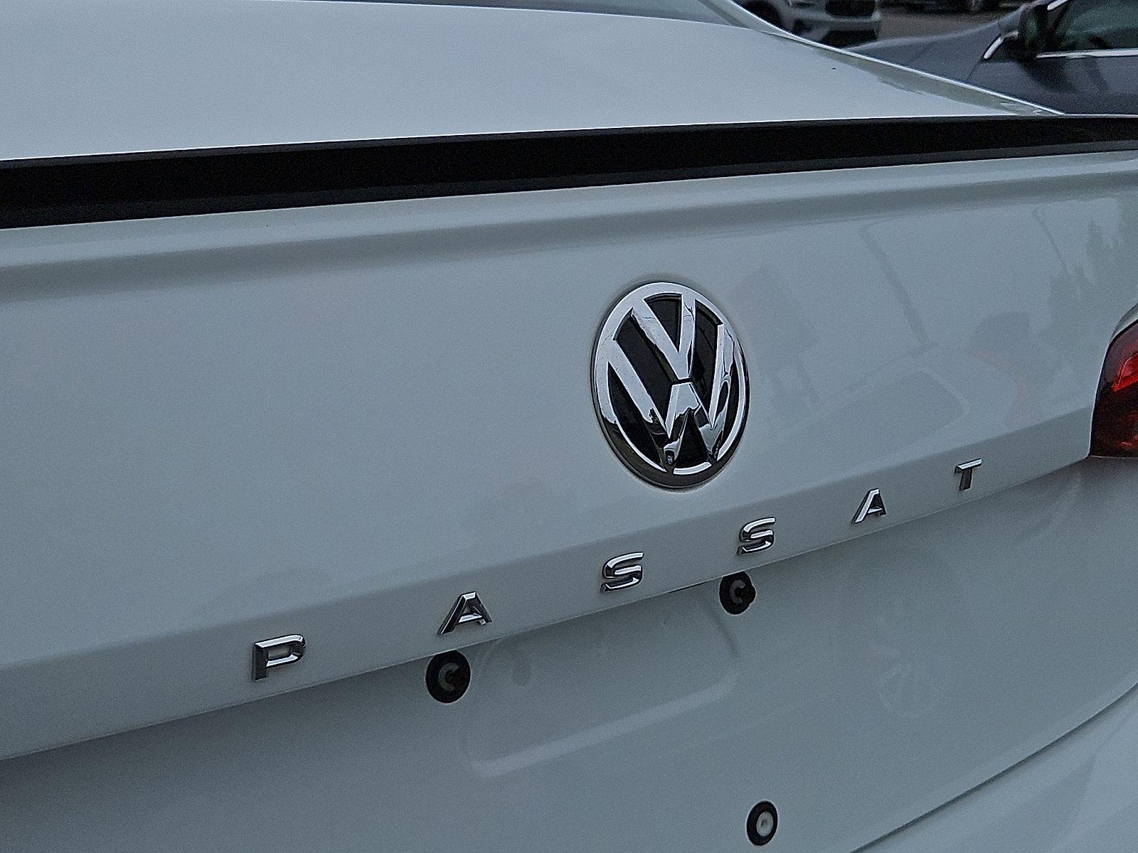 2020 Volkswagen Passat Vehicle Photo in Trevose, PA 19053