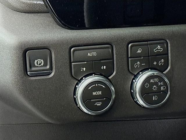 2026 GMC Sierra 1500 Vehicle Photo in PUYALLUP, WA 98371-4149