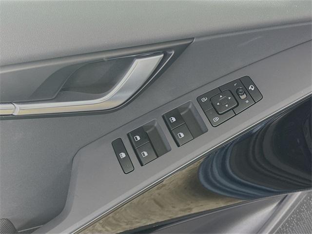 2025 Kia Niro Vehicle Photo in Everett, WA 98204