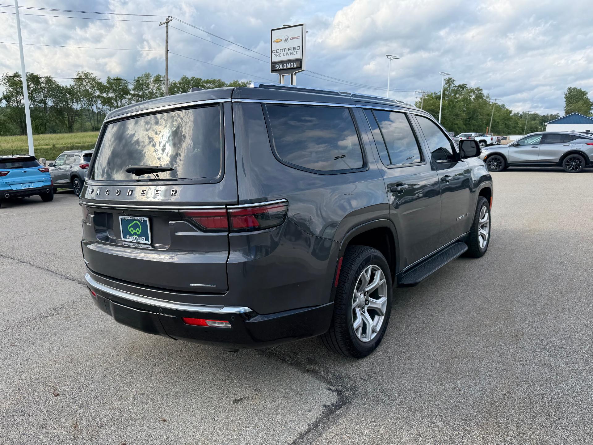 2022 Jeep Wagoneer Series II 4x4 - 5