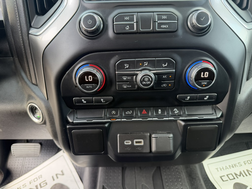 2020 Chevrolet Silverado 1500 photo 24 of 33