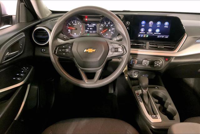 2024 Chevrolet Trax Vehicle Photo in INDEPENDENCE, MO 64055-1314