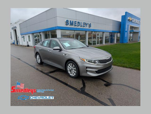 2016 Kia Optima Vehicle Photo in VANDALIA, OH 45377-1016
