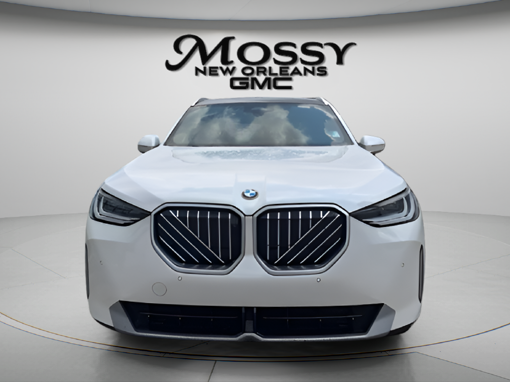 2026 BMW X3 photo 2 of 31