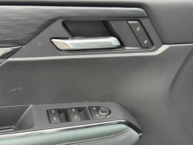 2025 GMC Acadia Vehicle Photo in COLUMBIA, MO 65203-3903