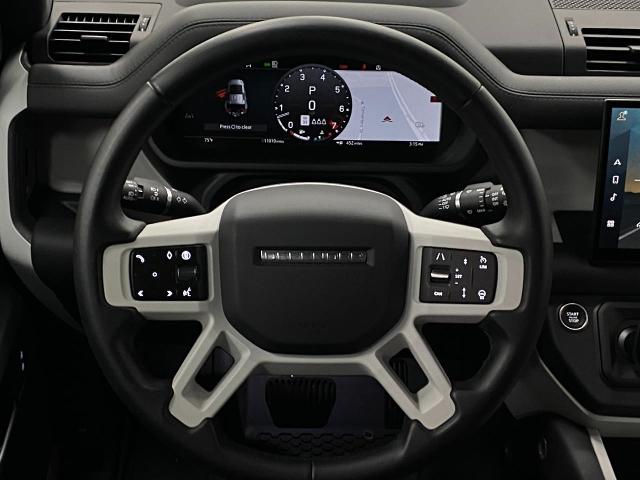 2025 Defender Vehicle Photo in Appleton, WI 54913