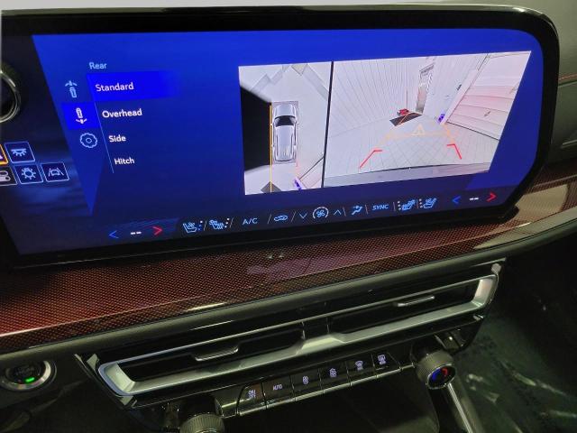 2024 Chevrolet Traverse Vehicle Photo in NEENAH, WI 54956-2243