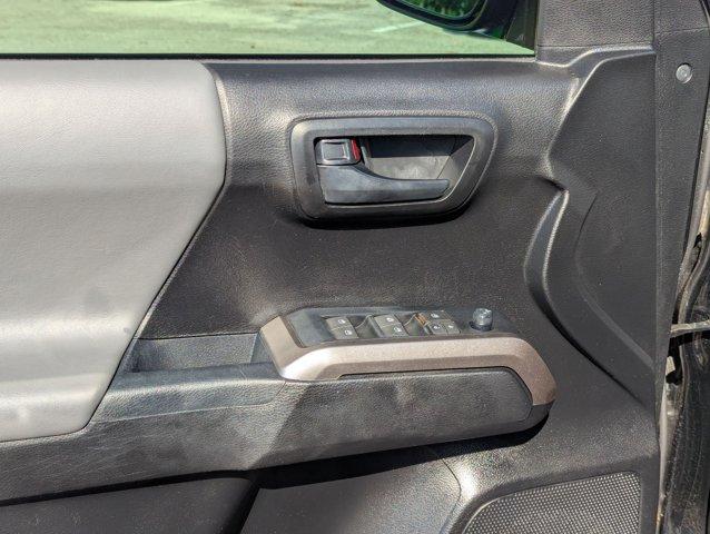 2021 Toyota Tacoma 2WD Vehicle Photo in San Antonio, TX 78230